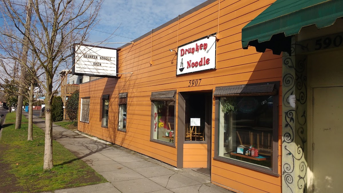 Drunken Noodle